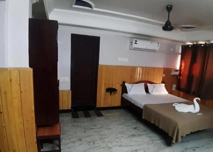 Hotel Nandha
