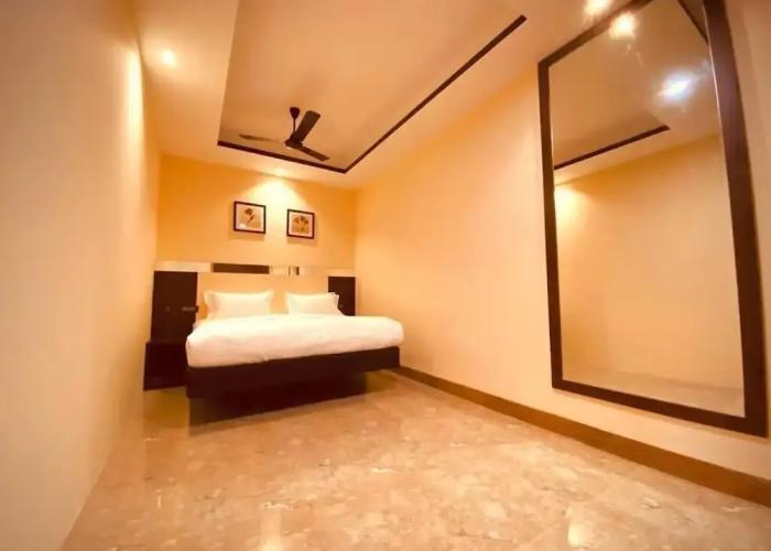 La Grande Suite & Banquet Hall