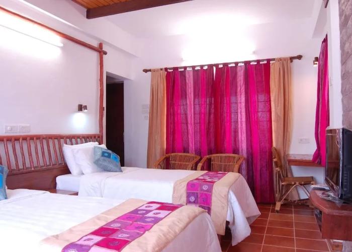 Kadambavanam Ethnic Village Resort