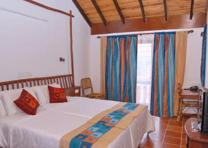 Kadambavanam Ethnic Village Resort