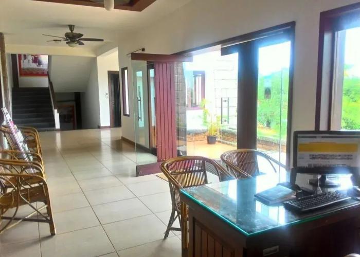 Kadambavanam Ethnic Village Resort