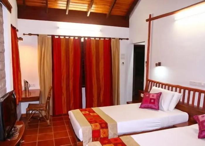 Kadambavanam Ethnic Village Resort