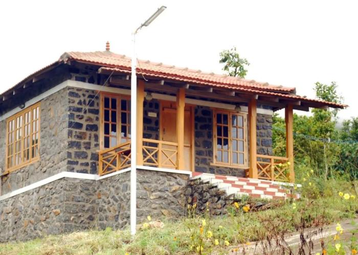 Zacs Valley Resort