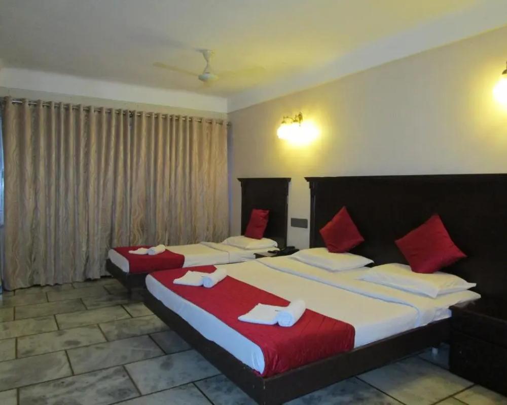 фото Hotel Subham