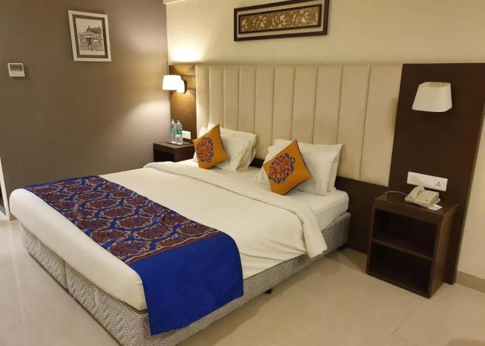 Hotel Ganpat Grand, Palani