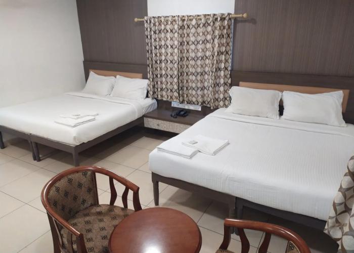 Hotel Sownthariyam
