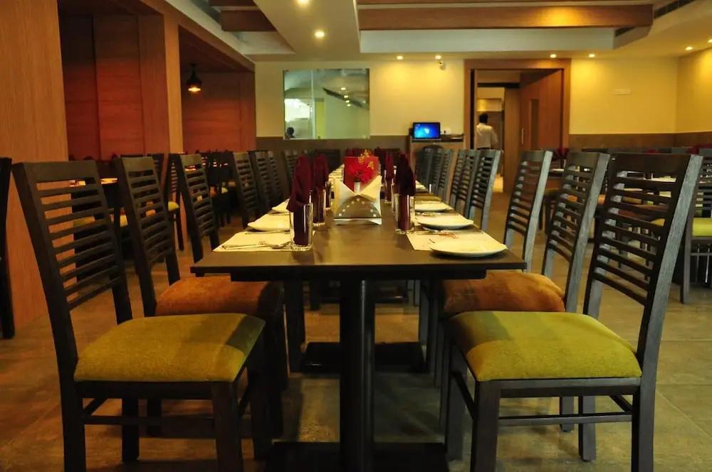 фото Hotel Atrium