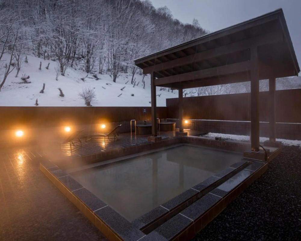Ashibetsu Onsen Starlight Hotel