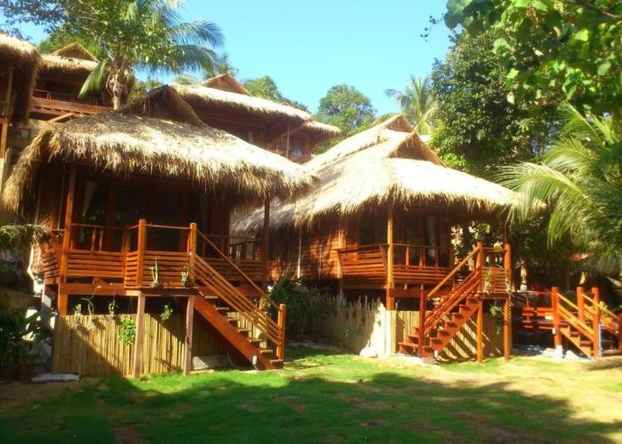 Ten Moons Lipe Resort
