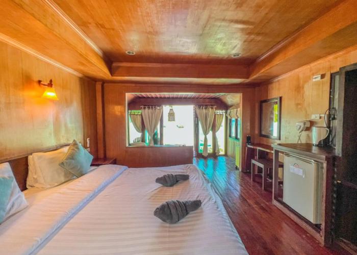 Lipe Power Beach Resort