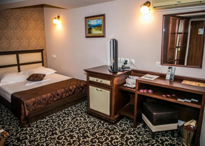 Hotel Megalos