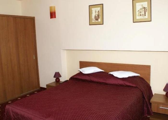Hotel Ferdinand