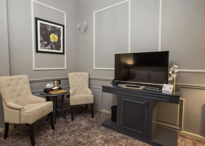 Peninsula Boutique Hotel