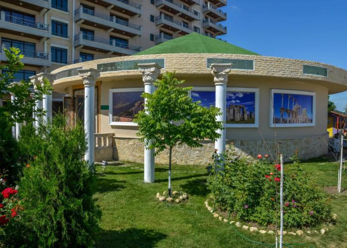 Phoenicia Royal