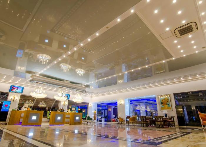 Phoenicia Royal