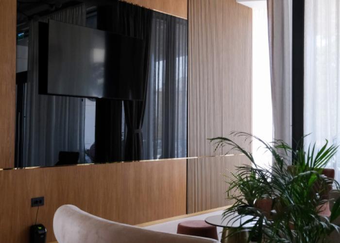 Lupa by Bueno Hotel