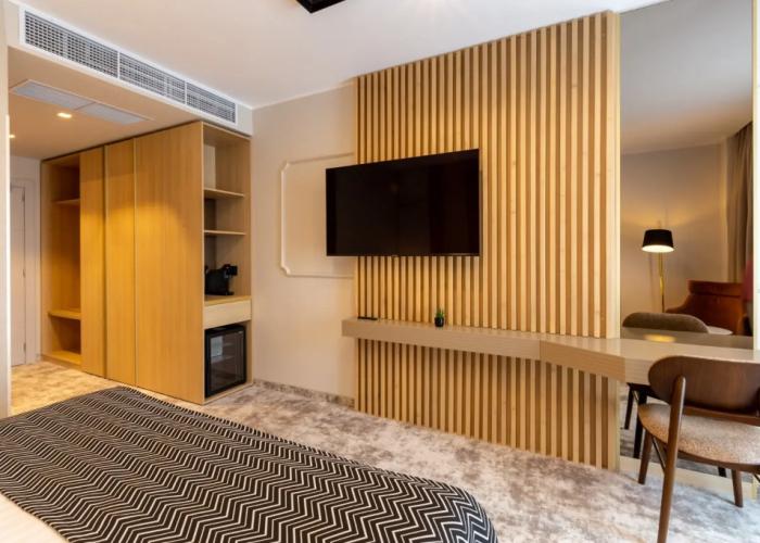 Lupa by Bueno Hotel