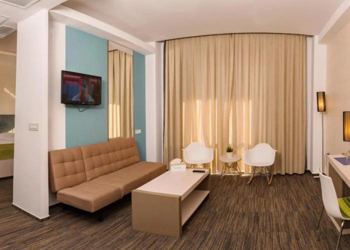 Hotel On Plonge Junior