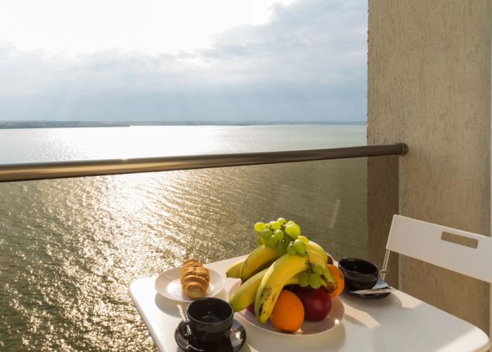 Deluxe Nicolle Solid Residence Mamaia
