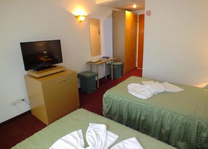 Pirates Resort Mamaia