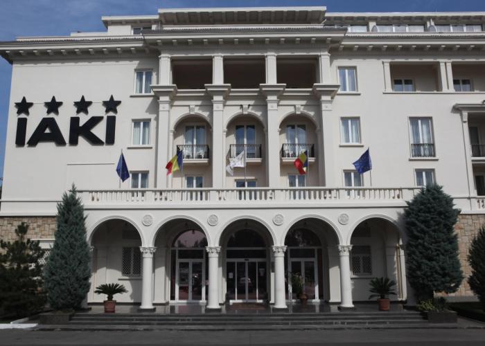 Iaki Hotel