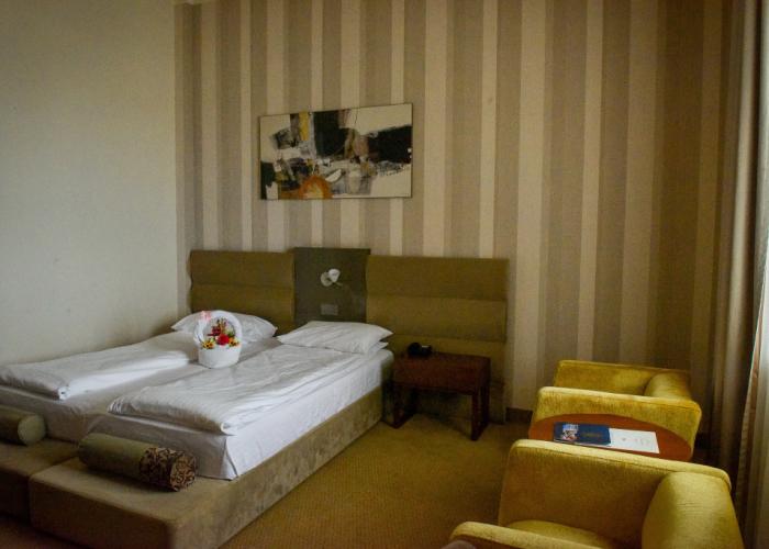 Iaki Hotel