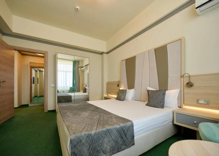Malibu Hotel