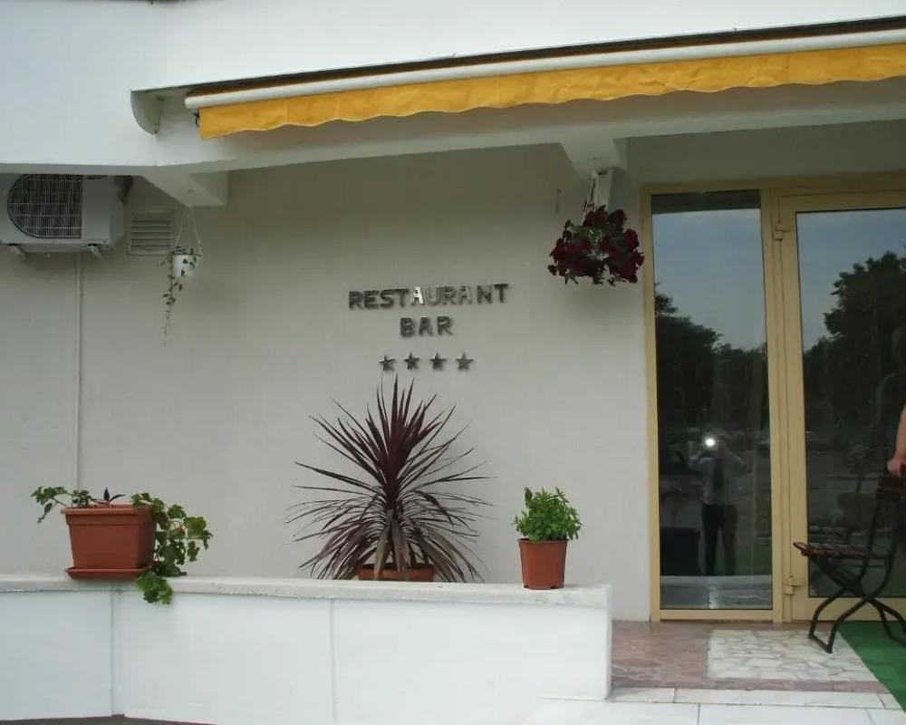 фото Hotel Condor