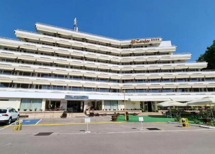 Hotel Condor