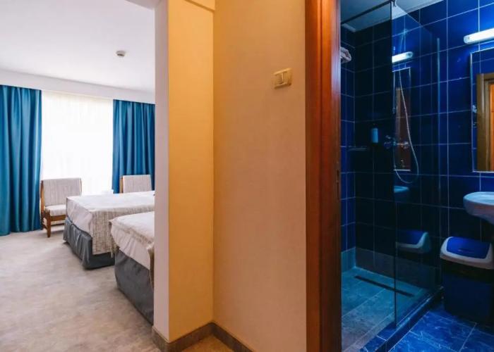 Hotel Condor