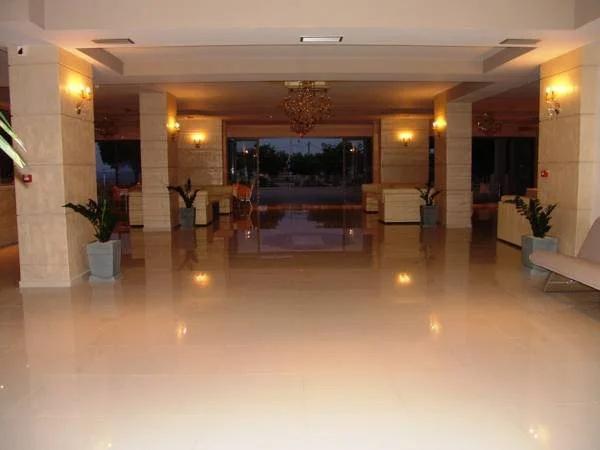 Gmp Bouka Resort Hotel