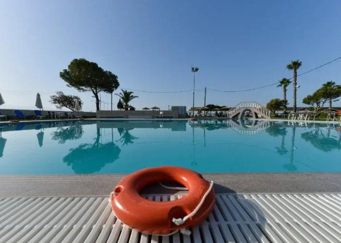 Gmp Bouka Resort Hotel