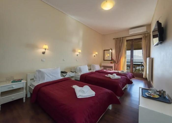 Akrogiali Hotel