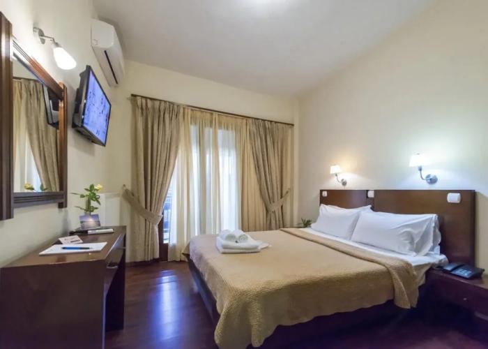 Akrogiali Hotel
