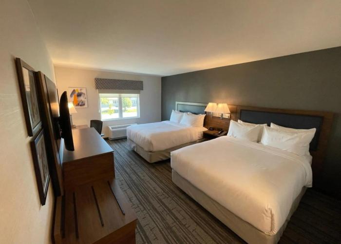 Comfort Inn & Suites