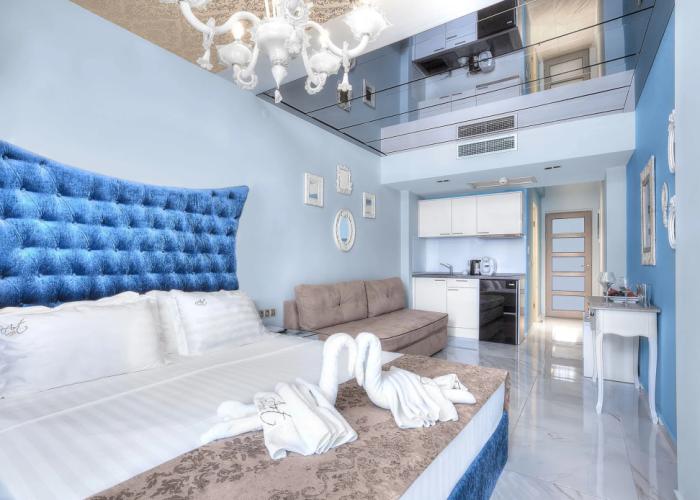 Alpha Luxury Suites