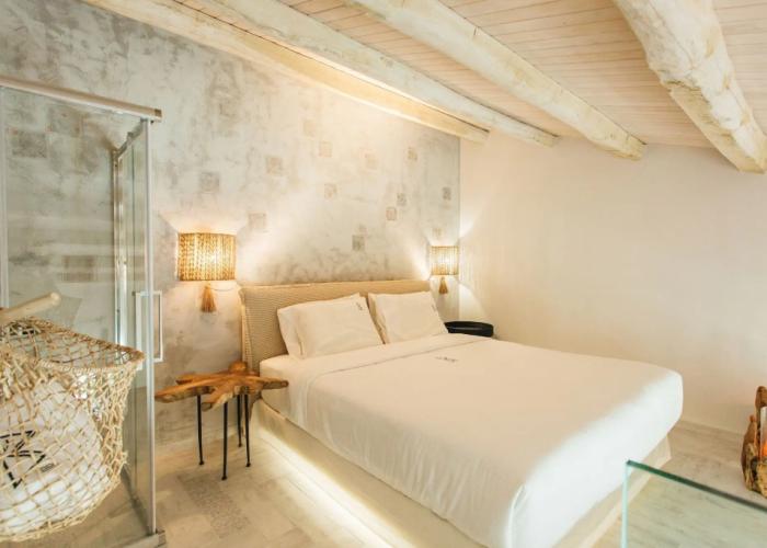 Blue Carpet Luxury Suites