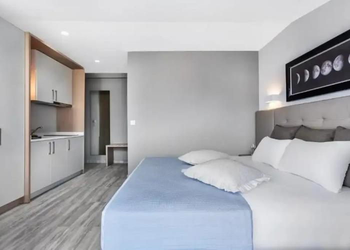 Nymphes Deluxe Accommodation