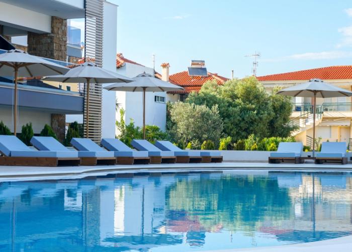 Agnes Deluxe Hotel
