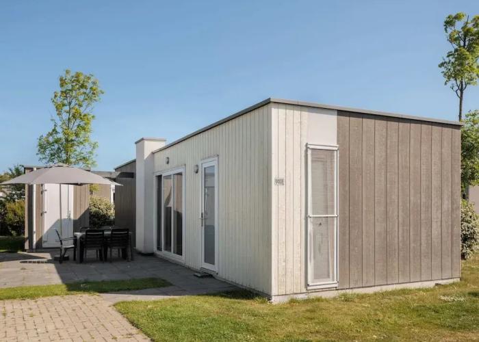 Modern Bungalow With Dishwasher, Beach at 500 m
