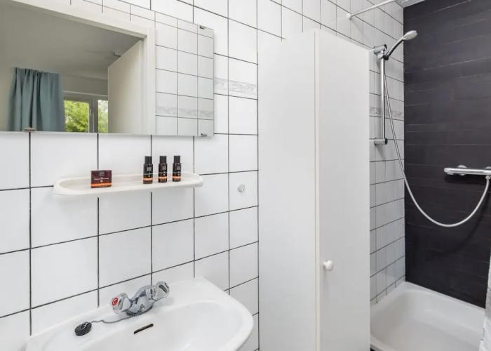 Restyled Holiday Home With two Bathrooms, Beach at 500 m