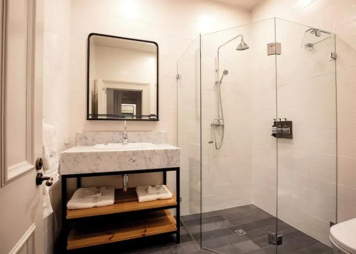The Crafers Hotel