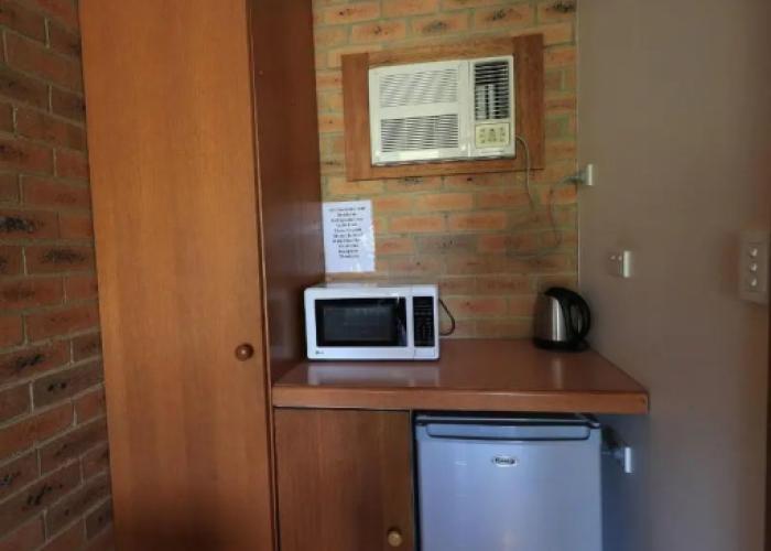 Quays Motel San Remo