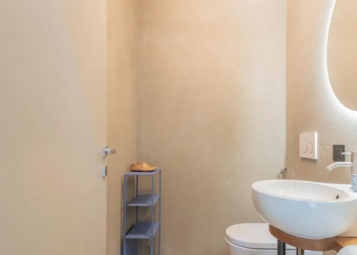 Rebecca Suite Nearby Urio s Castle