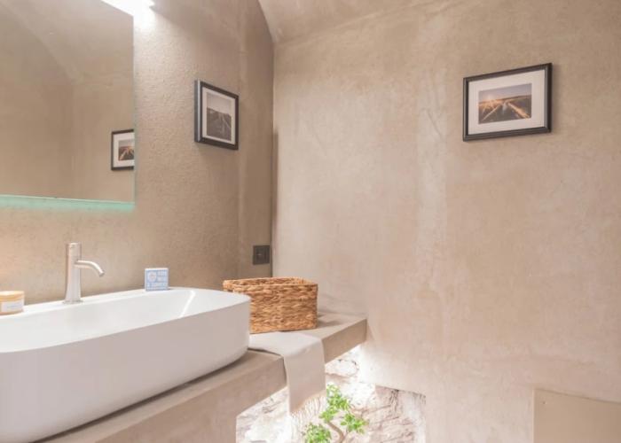 Gaia Suite Nearby Urio s Castle