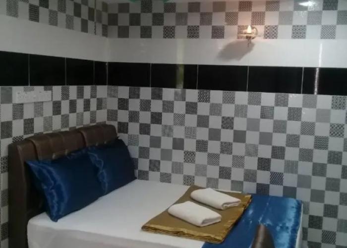 Silver Sky Hotel