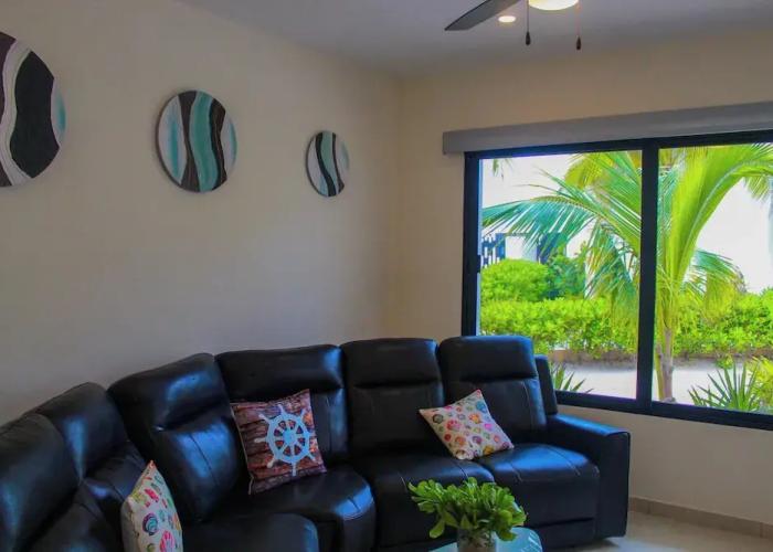 Corcomoran Luxury Beachfront house