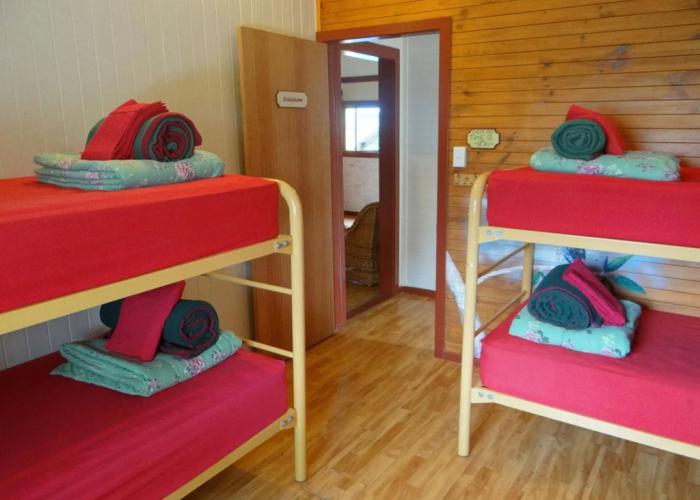 On The Wallaby Eco Lodge - Hostel