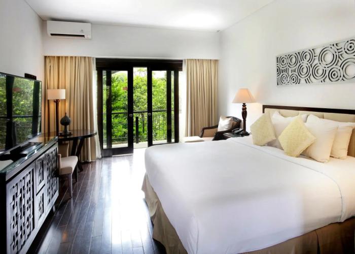 Lido Lake Resort By MNC Hotel