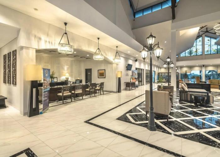 Lido Lake Resort By MNC Hotel